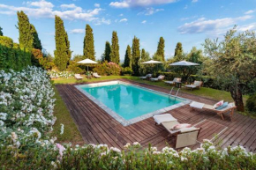 VILLA IL TINAIO Romantic Secluded Farmhouse with Private Pool, Valgiano